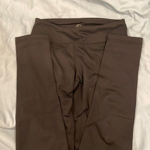 Knee length black legging super stretchy